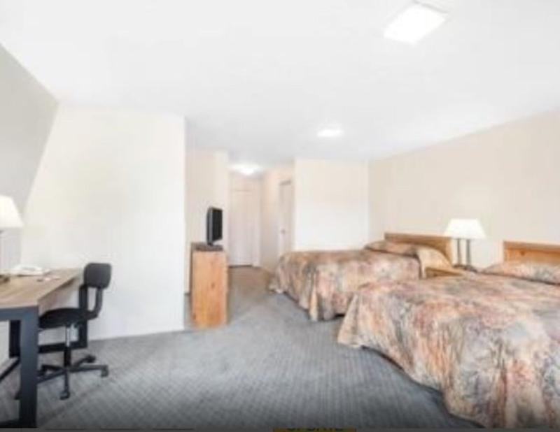 Travelodge By Wyndham New Philadelphia Eksteriør bilde